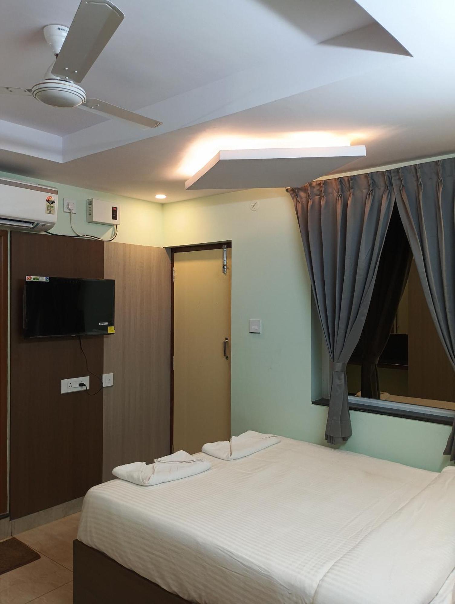 Tiruvannāmalai Malar Park酒店 外观 照片
